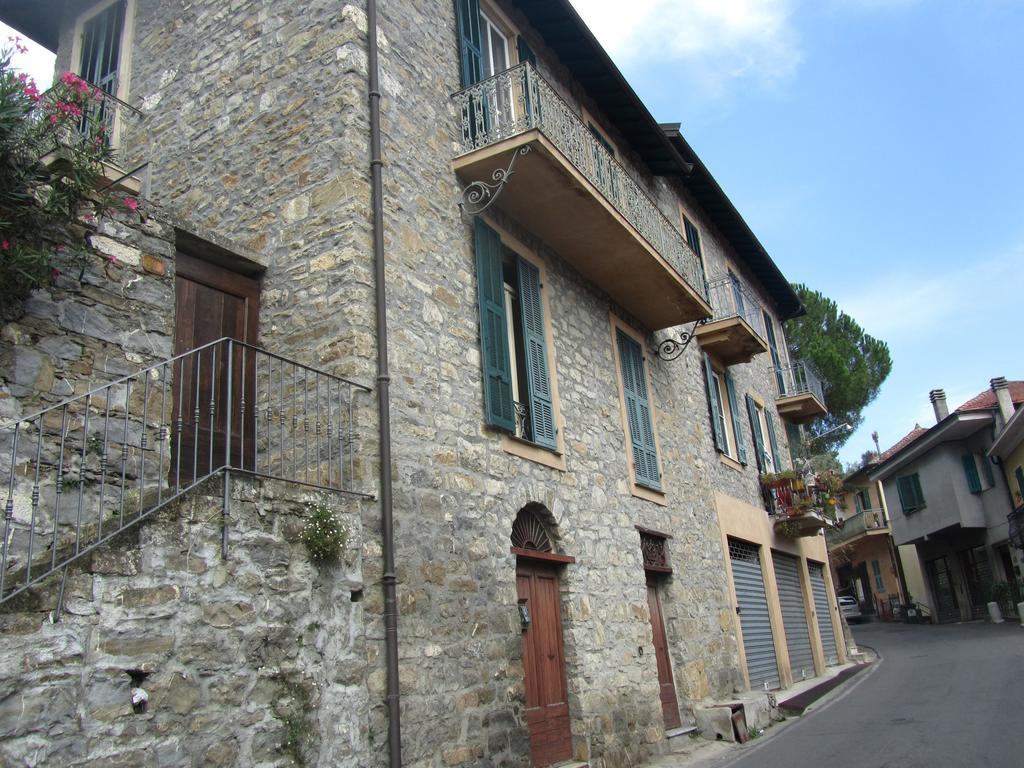 Appartamento La Felice Casa Di Nonno Battistino Apricale Camera foto